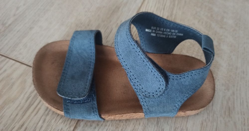 Buty Sandały Trampki chłopięce 22 H&M