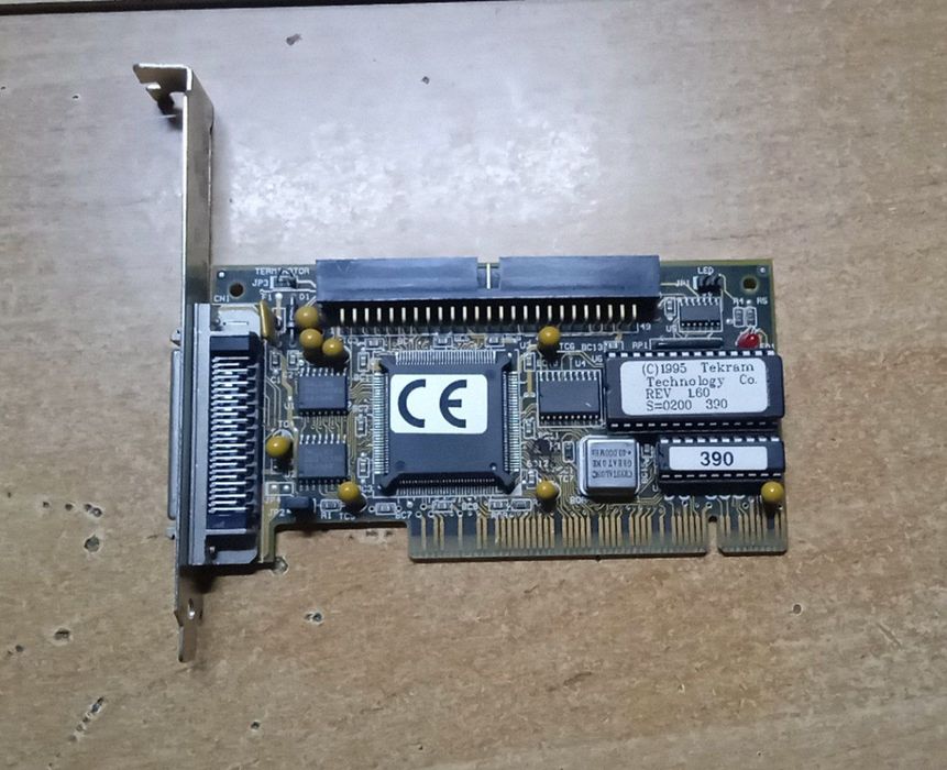 Tekram DC-390 SCSI контроллер раритет 1995 год