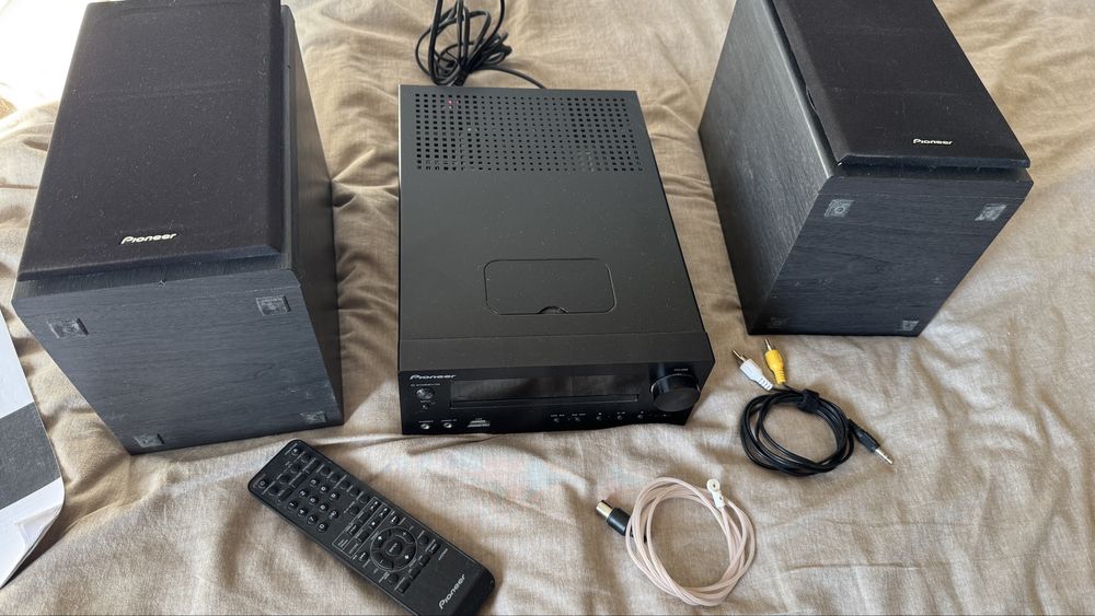 Pioneer x-hm 50 de cor preta