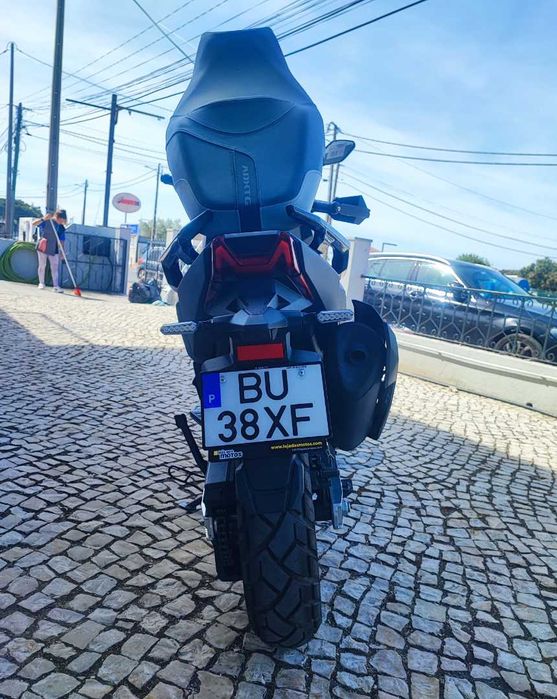Sym ADXTG 400 - Nova