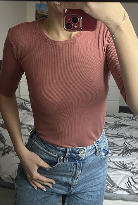 Sweterki łososiowy z rękawem 3/4 długość