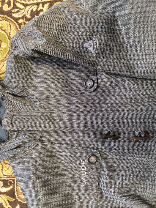 Продам курточку Vaude( GoreTex)