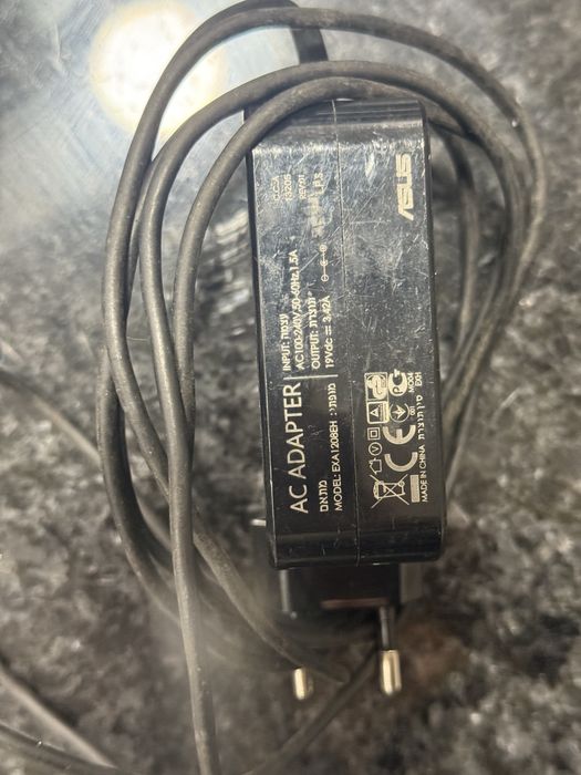 Carregador portátil Asus