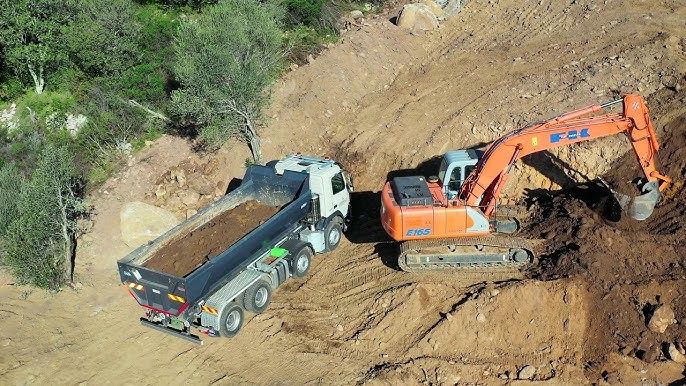 Servico terraplanagem/ camiao 3 ou 4 eixos