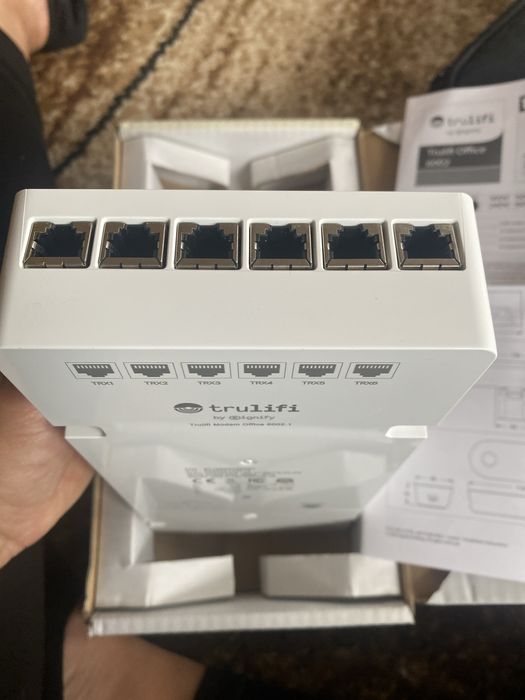 Sprzedam modem LiFi Signify TruLifi Office 6002.1