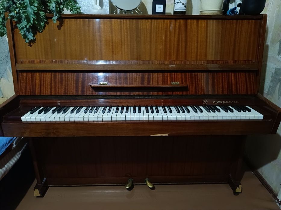 Фортепіано Україна