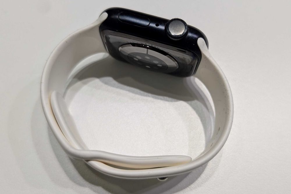 Apple Watch 9 (GPS) 41mm (A2978) часы - на запчасти