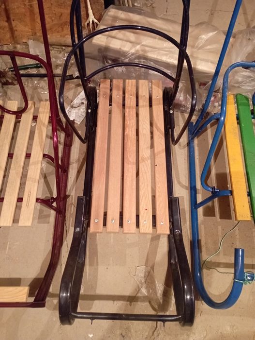 Санки детские новые.