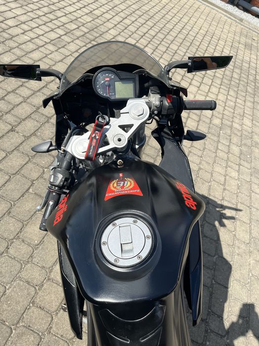Aprilia rs 50 cena do nego.