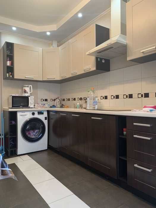 Срочно!!! 3-х ком.кв. по вул.Ак.Сахарова.