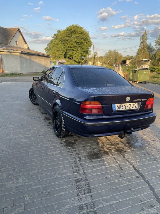 Продам BMW E39 2.5 TDS