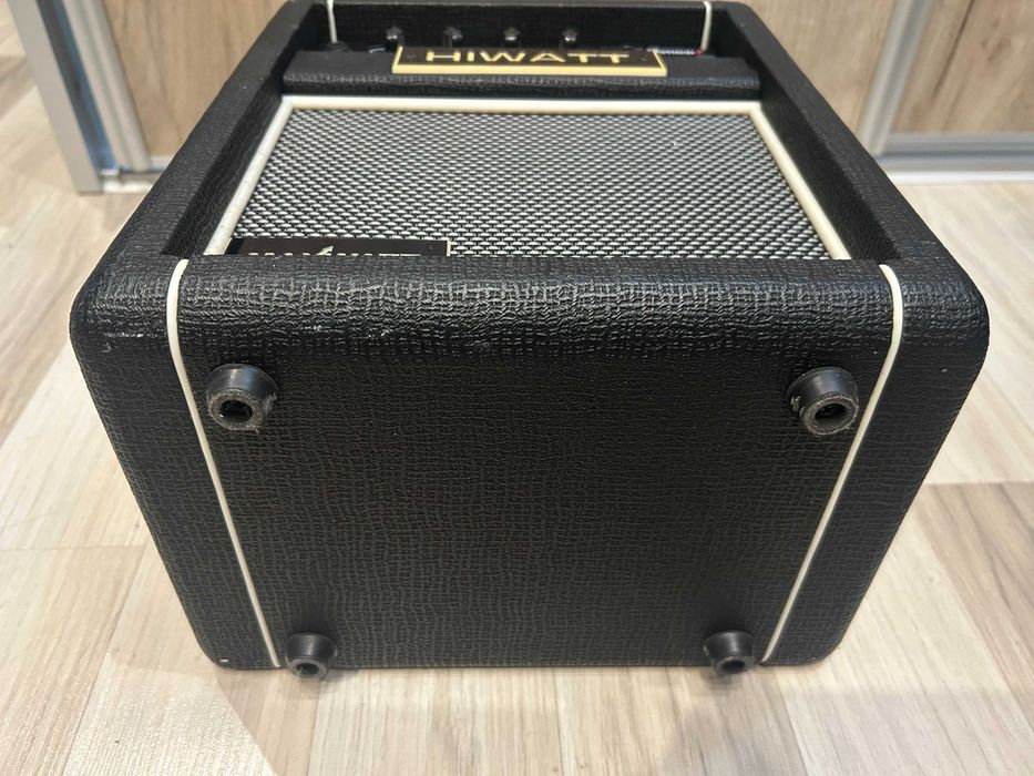 Hiwatt Maxwatt Hurricane