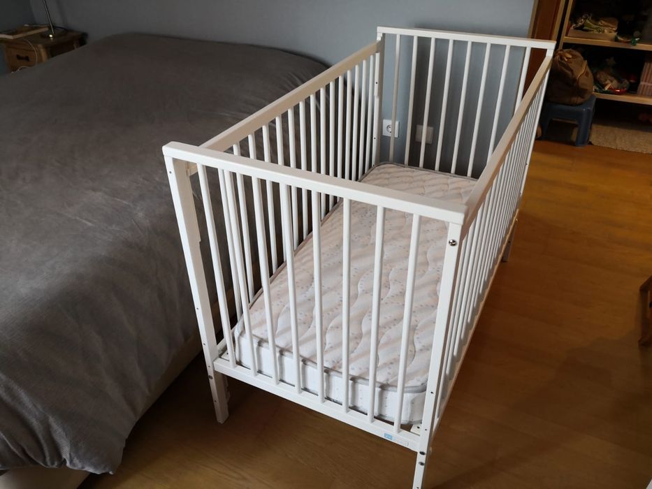 Berço e colchão bebé zippy bom estado