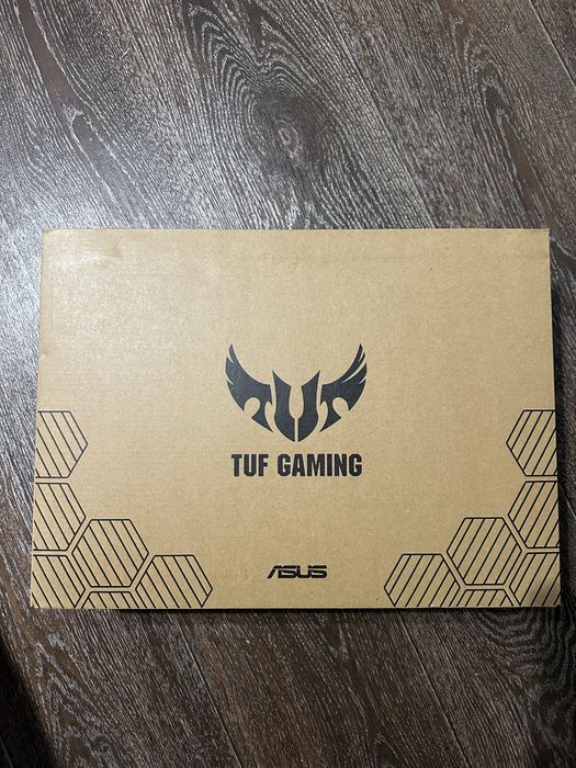 ASUS TUF F15 / i5-10300H / GTX 1650 / 32GB RAM