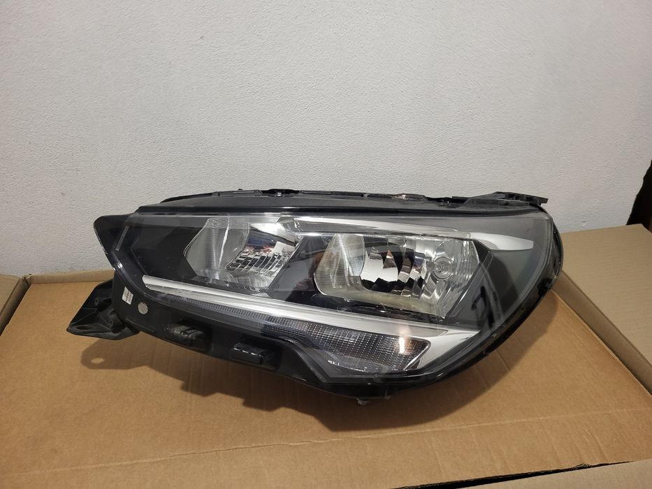 Lampa reflektor światło lewe do Opla Corsy F