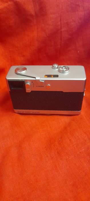 Câmera fotografica anslogica Rollei 35
