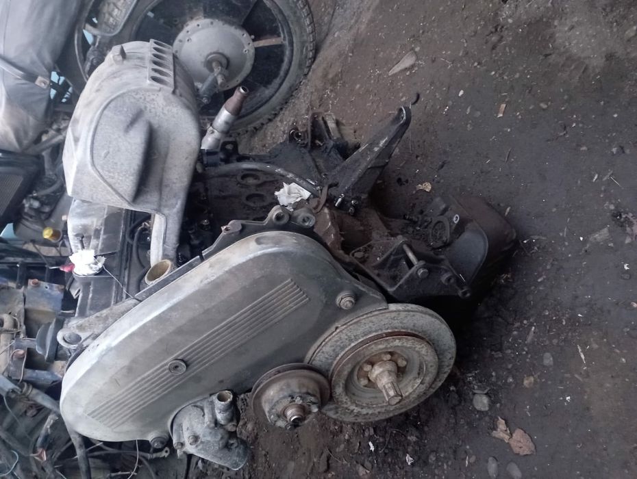 Двигун BMW E30 m21d24