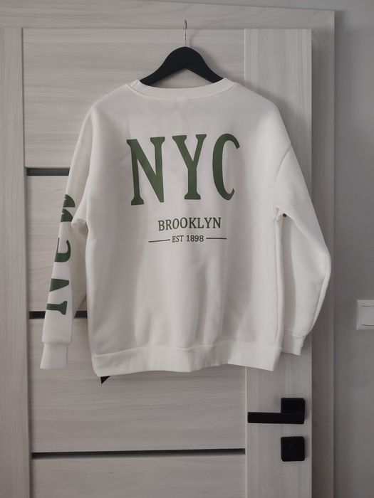 Nowa, Biała bluza damska, S