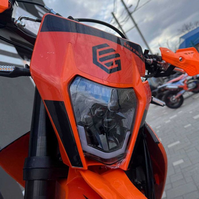 GEON TerraX 250 YGH 21/18 PRO Loncin 171FMM 25 к.с. повітряне доставка