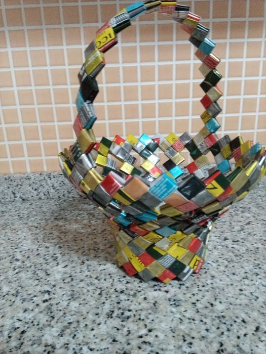 Cesto artesanal de sacos de café