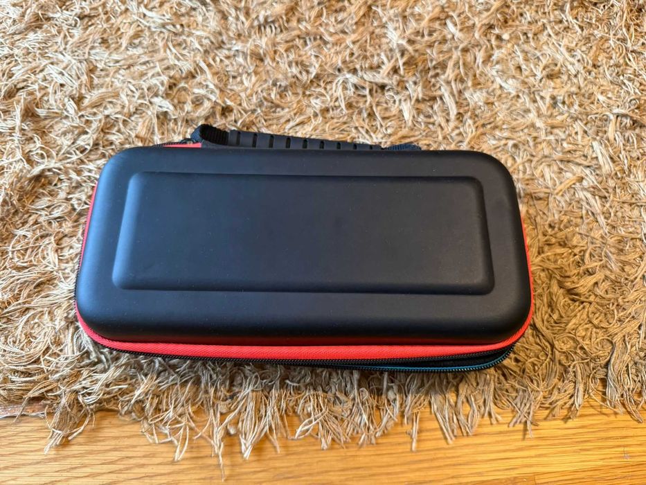 Nintendo Switch V2 + Mario Kart 8 Deluxe