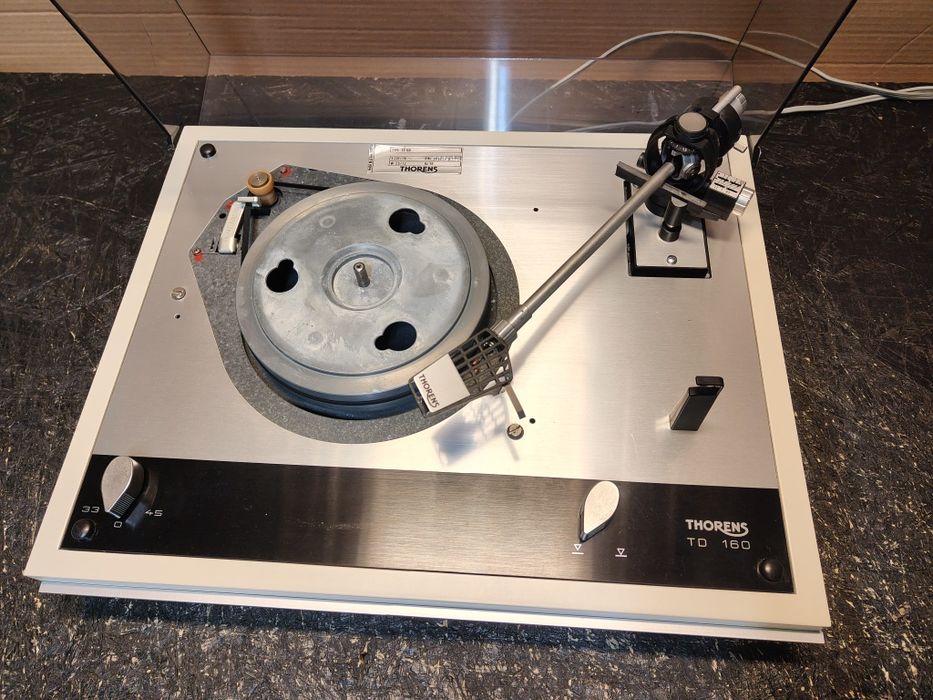 Gramofon Thorens TD 160, Made in Germany