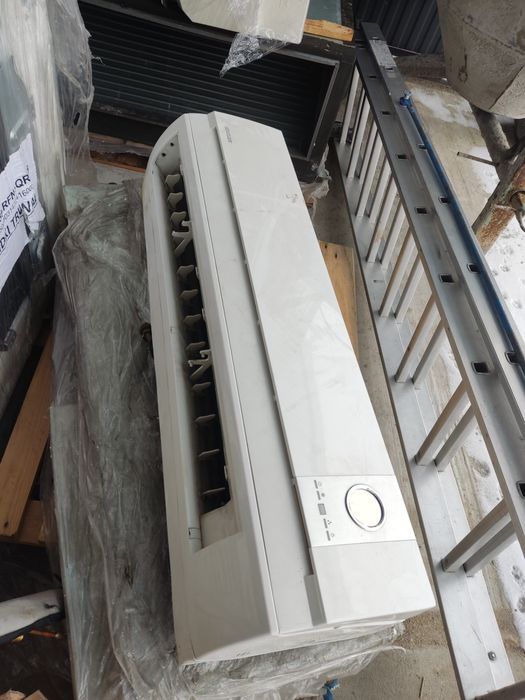 Klimatyzator ścienny sinclair 7kw grzeje/chłodzi