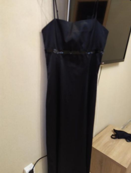 Шикарна чорна сатинова сукня в підлогу Xanaka