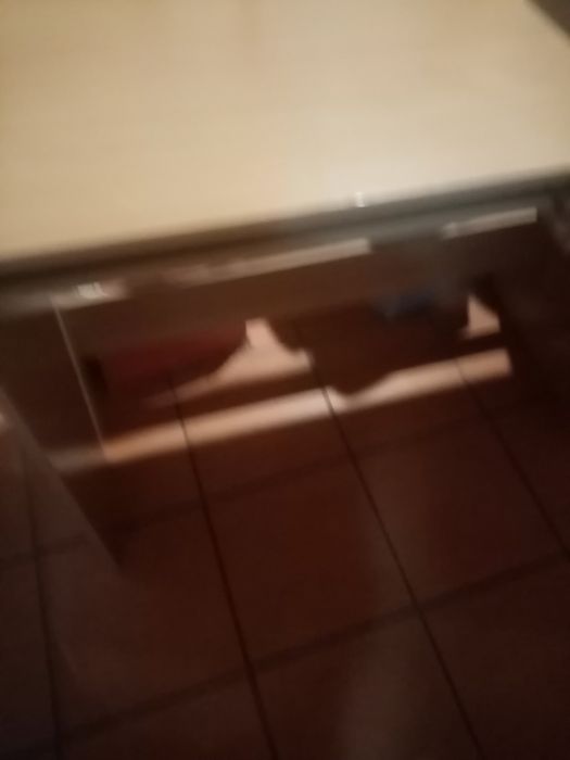 Secretaria para uso do quarto ou sala para fazer os trabalhos