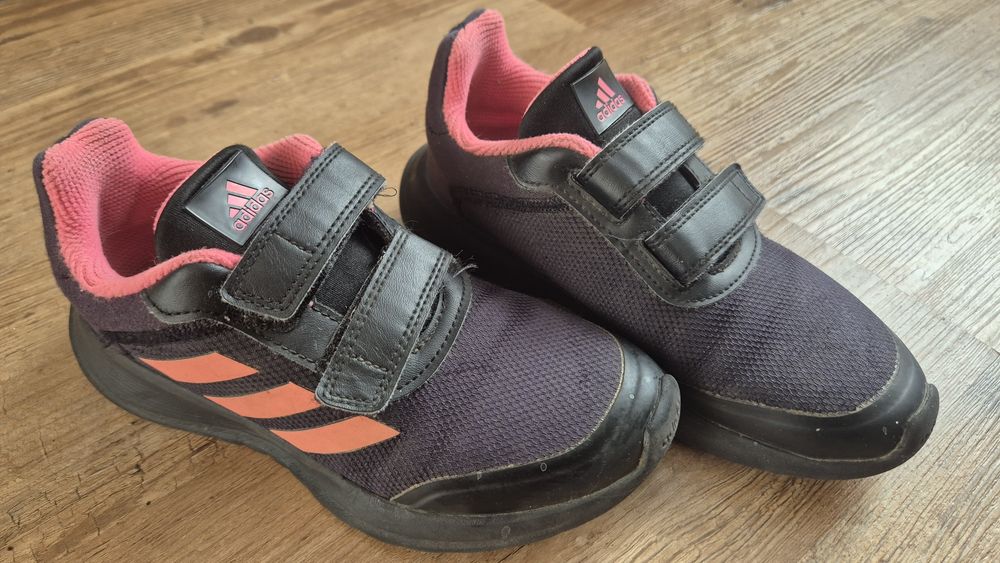 Adidas rozmar 33 Adidiasy 21cm wkładka buty dla dziewczynki