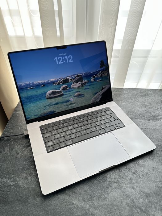 MacBook Pro 16" 2021, M1 Pro, 16/1TB, Silver, з коробкою