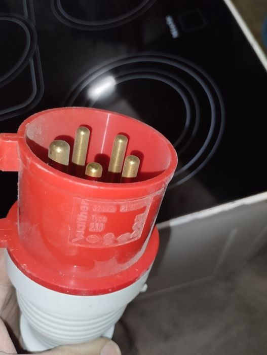 Forno Miéle trifásico modelo de Luxe h 868