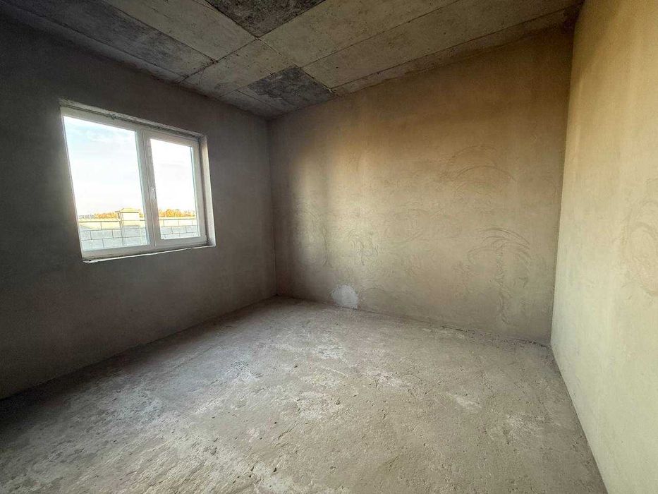 Продаж окремостоячого будинку за Авторинком