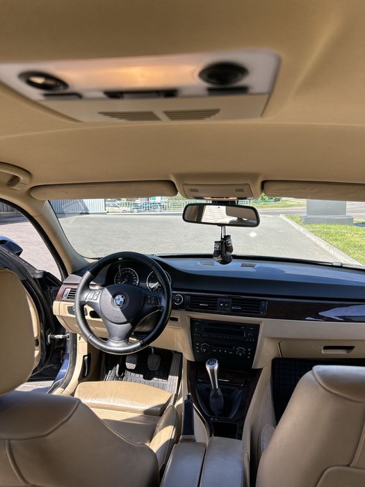 Продам BMW 3 Series , E 91