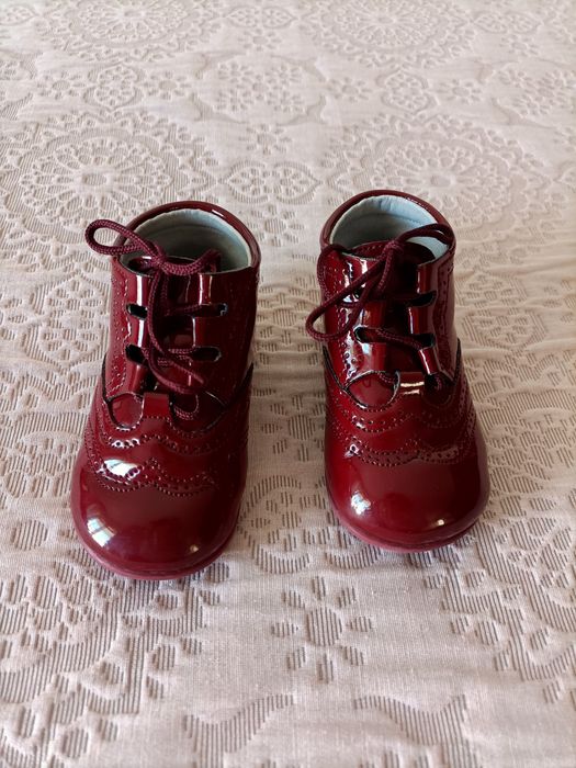 Botinha de verniz n20 rigorosamente novas