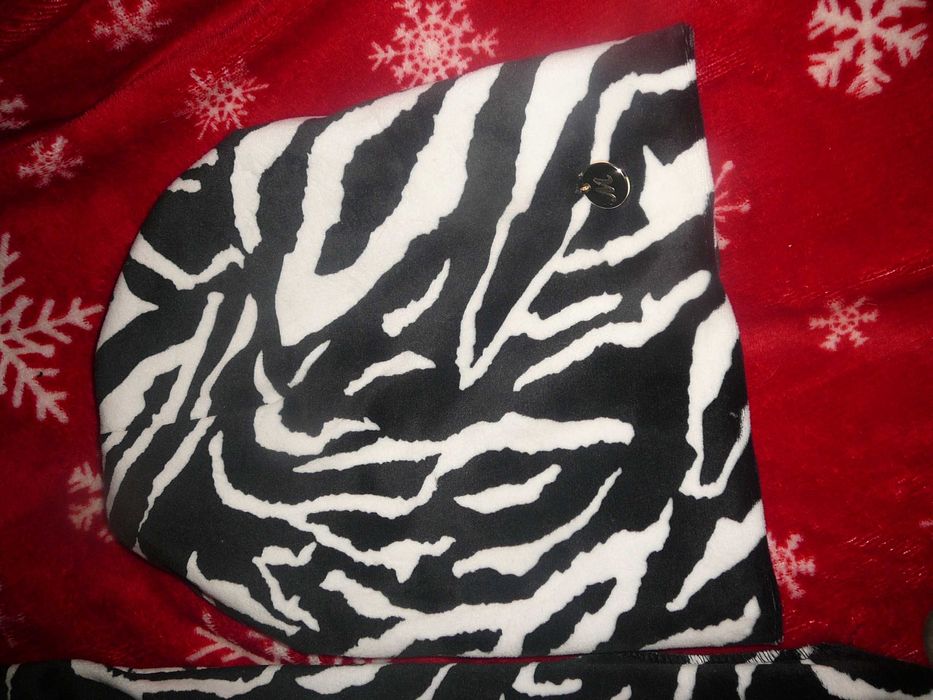 Nowe .czapka i komin czarno biały  zebra + gratis torebka biało-czarna