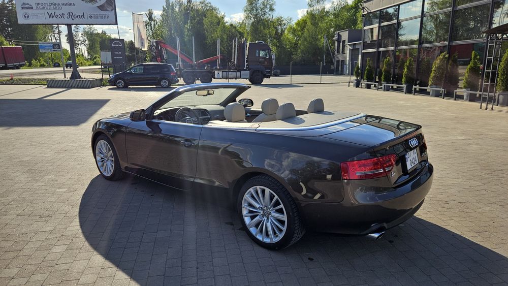 Ауді А5 quattro cabrio
