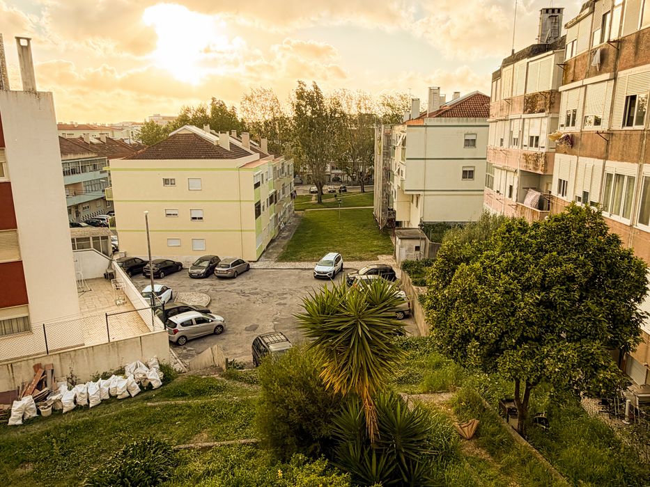Quartos com despesas incluídas em Belas Remodelado Desde 350€