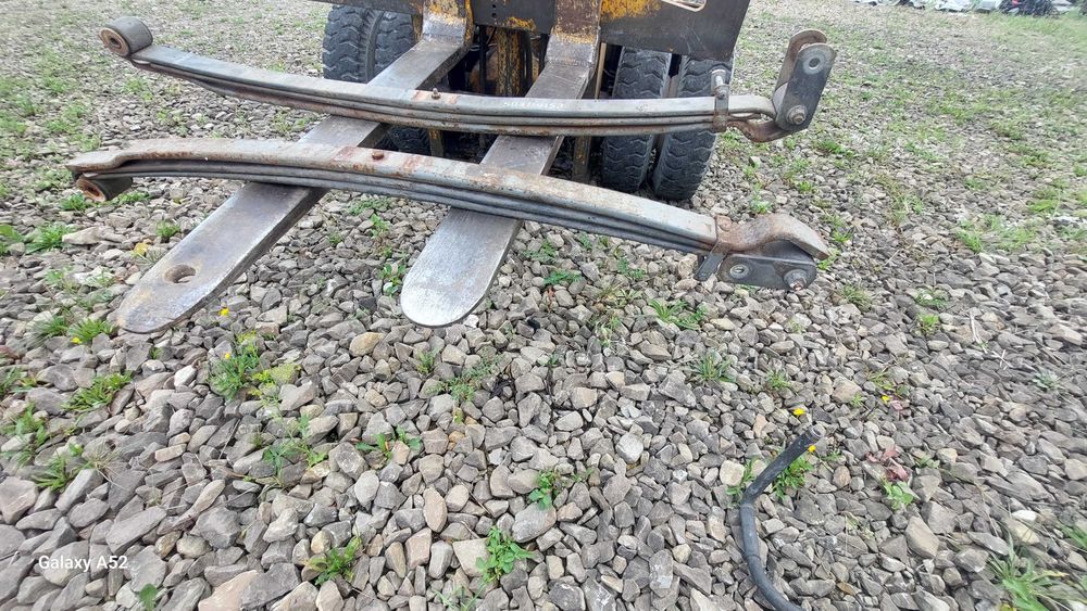 Resory Iveco Daily 3-piórowe