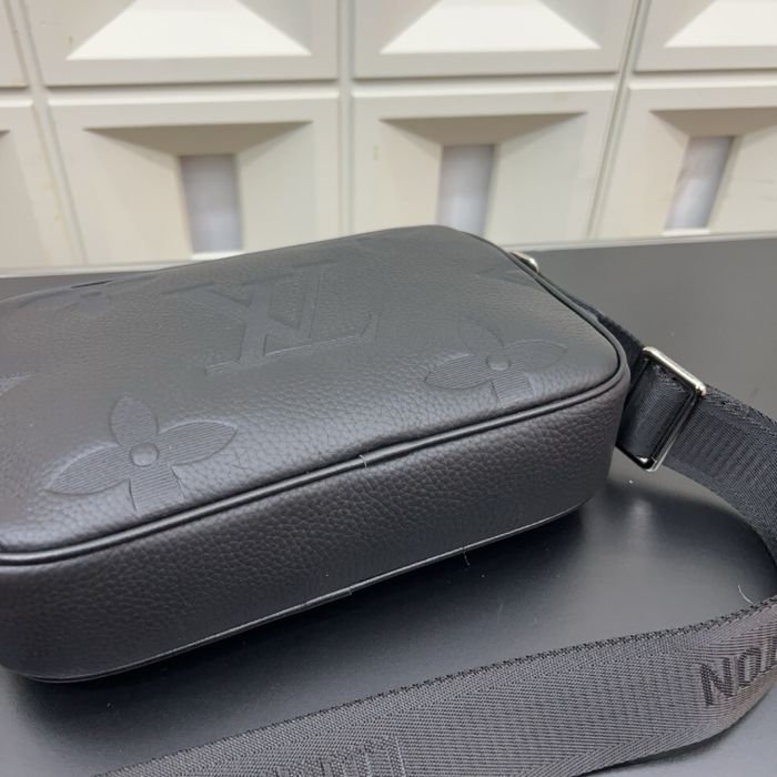 Сумка мужская Louis Vuitton черная кожаная оригинал черная