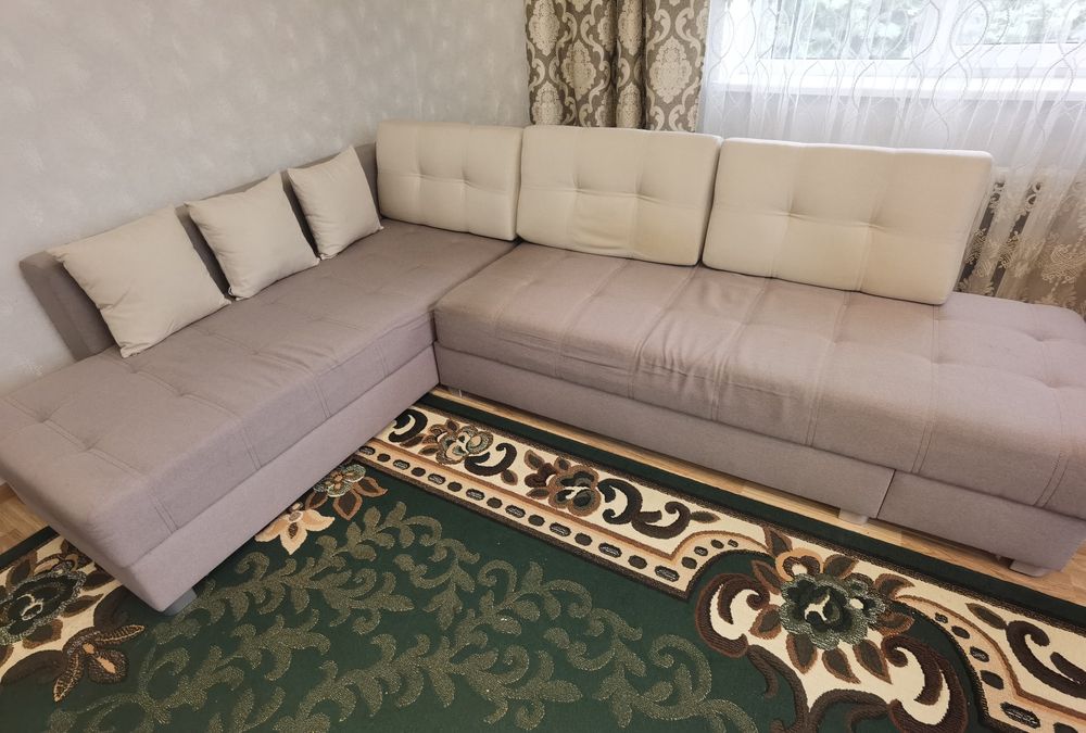 Продається кутовий диван!