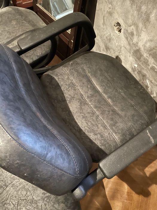 6 Cadeiras de cabeleireiro como novas