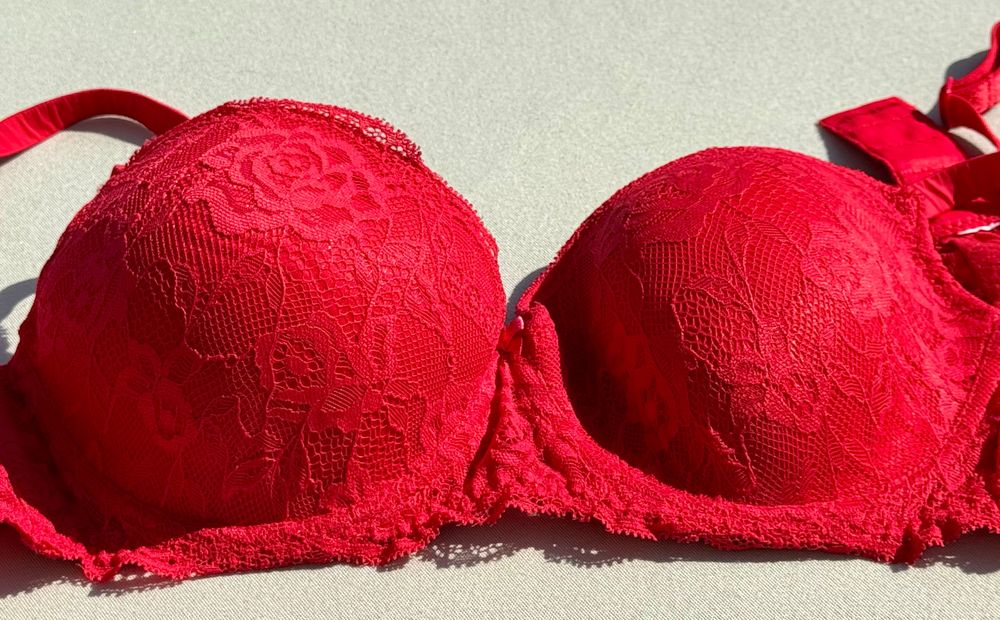 Koronkowy komplet Intimissimi 80 C / M