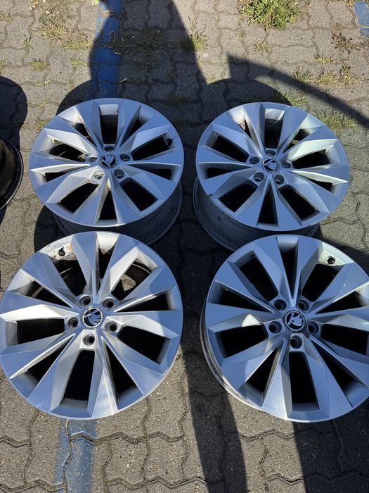 Диски 18 R18 5 112 Skoda Superb Kodiaq Karoq Octavia Шкода суперб октавія кодіак карок Volkswagen Passat пассат touran sharan шаран гольф сеат