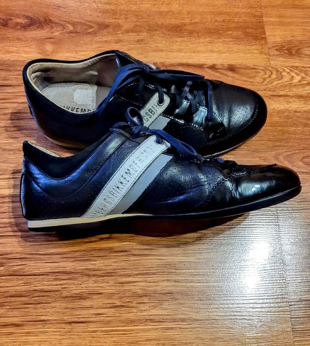 Продам мужские оригинальные кроссовки "Dirk Bikkembergs"