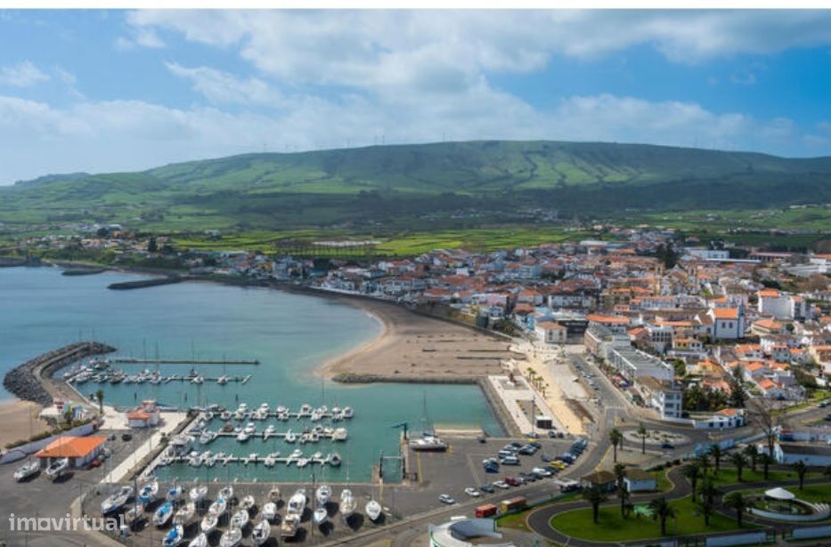 Moradia T4+1 com vista deslumbrante