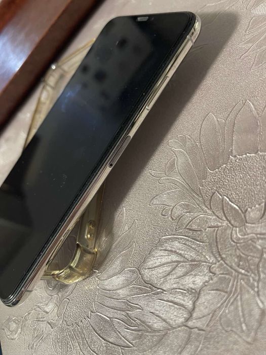 Iphone xs max білий