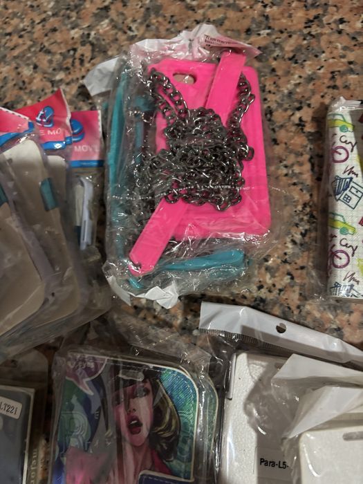 Lote de capinhas telefones antigos