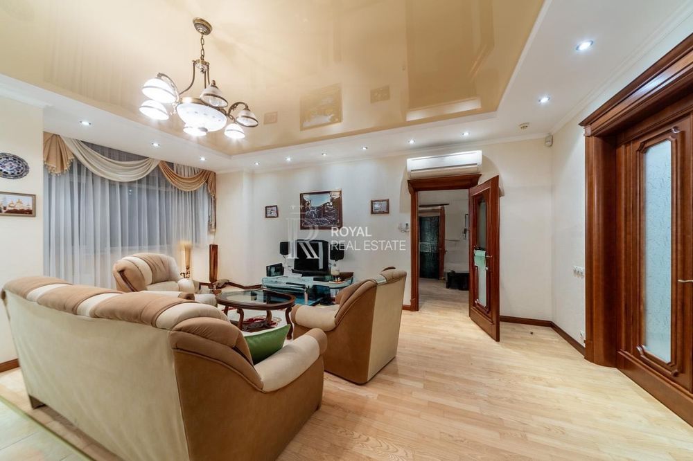 Оренда Квартира 3к 140м2 Центр Балкон Гардероб Укриття Метро