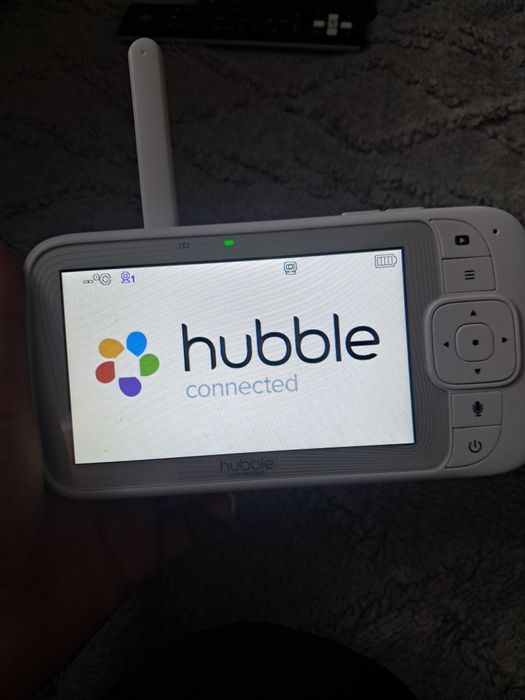 Hubble Connected niania
